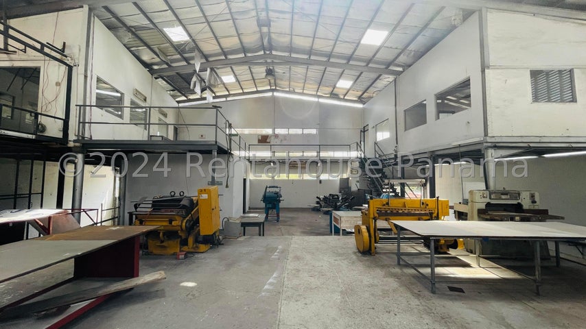 Exclusive Warehouse - Galera en Pueblo Nuevo